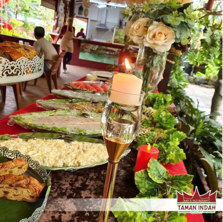 Taman Indah Resort Tamanredjo エクステリア 写真