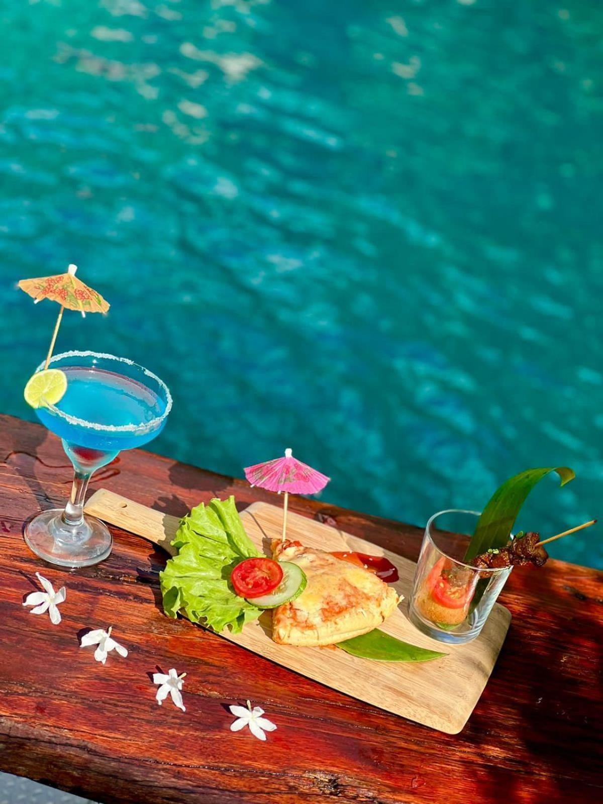 Taman Indah Resort Tamanredjo エクステリア 写真